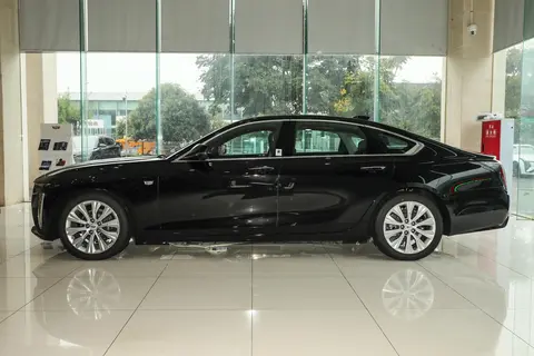 2026 款 CT6 28T 系列的三款车型应该怎么选？看完差异再做决定